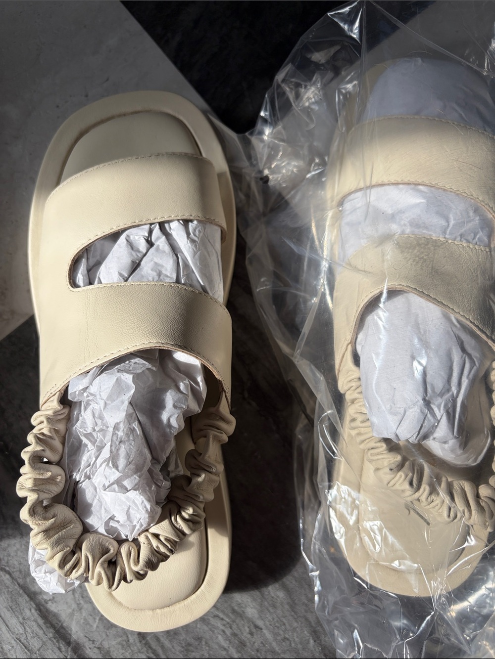 Matisse Cream Elastic Back Strap Slide Sandals